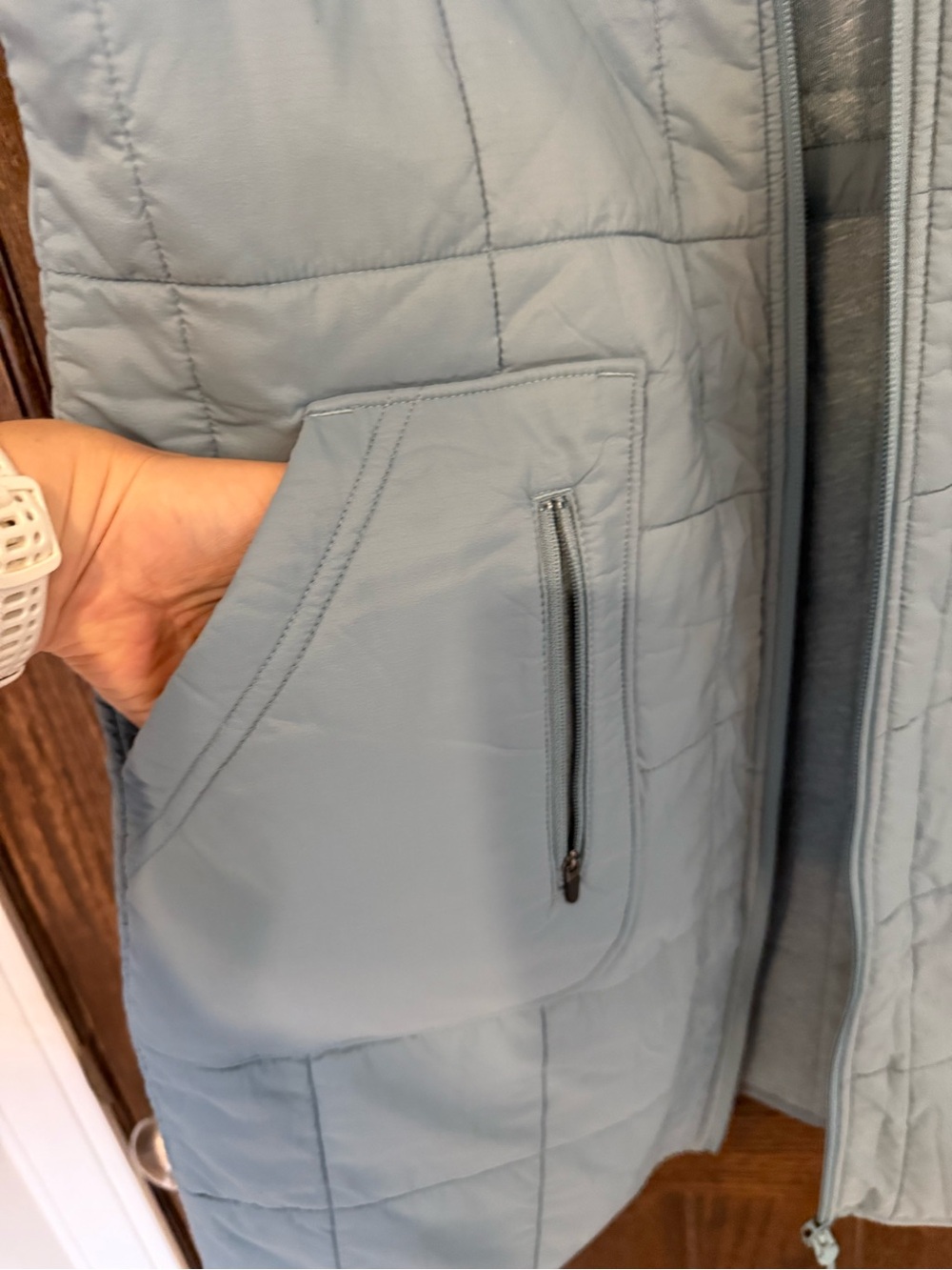 Title Nine Light Blue Quilted Vest - Women's Medium Longer Length - Picture 3 of 11